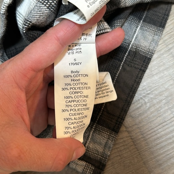 Oakley button up - Picture 5 of 5